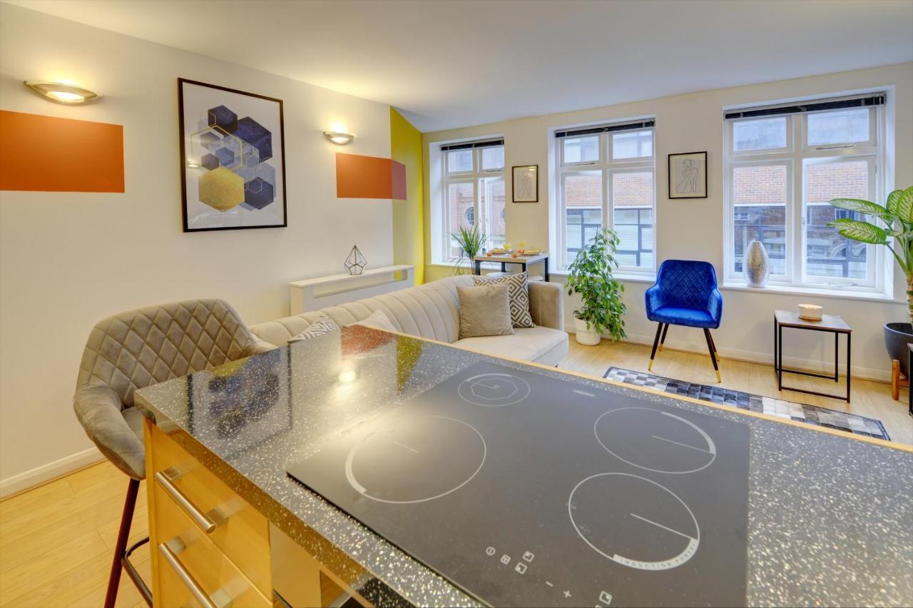 City Centre, 2 Bedroom, Secured Parking, 3 King Bed, Wifi Sleep 6 Guest Comfortable On Three King Size Beds, Jewellery Quarter , Birmingham City Centre , Allocated Secured Parking Zewnętrze zdjęcie
