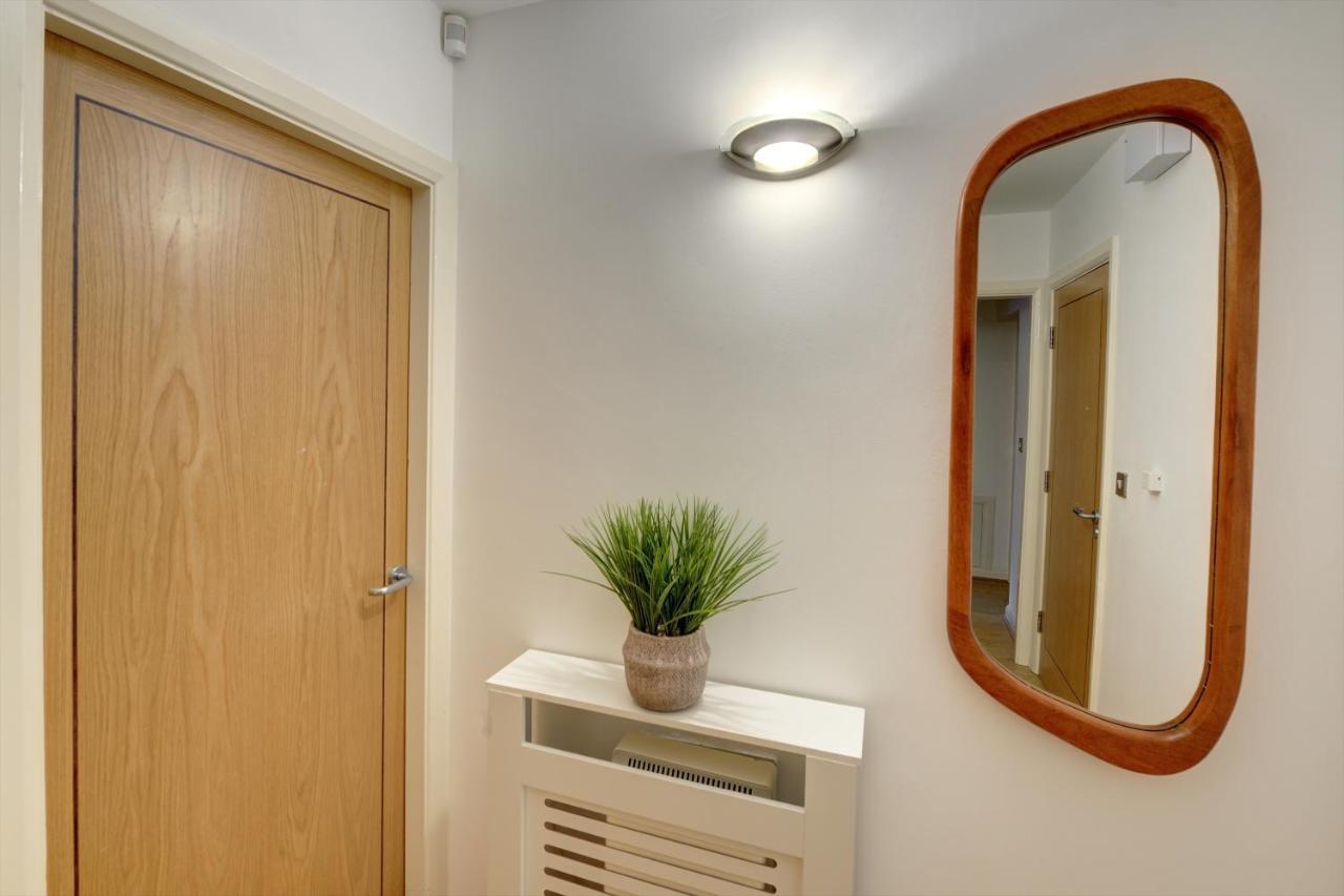 City Centre, 2 Bedroom, Secured Parking, 3 King Bed, Wifi Sleep 6 Guest Comfortable On Three King Size Beds, Jewellery Quarter , Birmingham City Centre , Allocated Secured Parking Zewnętrze zdjęcie
