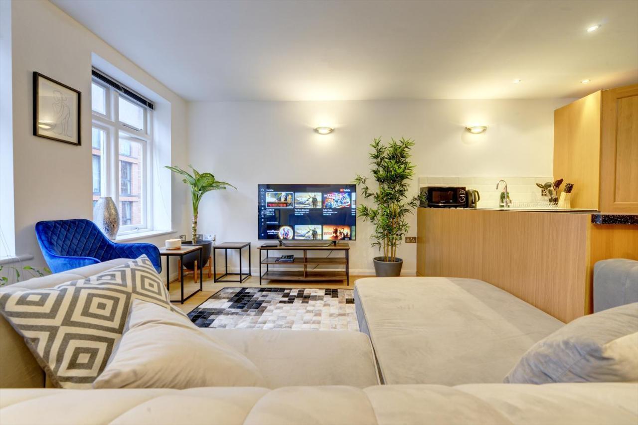 City Centre, 2 Bedroom, Secured Parking, 3 King Bed, Wifi Sleep 6 Guest Comfortable On Three King Size Beds, Jewellery Quarter , Birmingham City Centre , Allocated Secured Parking Zewnętrze zdjęcie