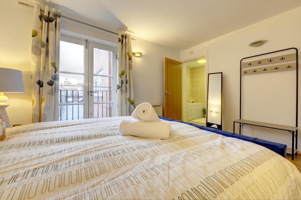 City Centre, 2 Bedroom, Secured Parking, 3 King Bed, Wifi Sleep 6 Guest Comfortable On Three King Size Beds, Jewellery Quarter , Birmingham City Centre , Allocated Secured Parking Zewnętrze zdjęcie