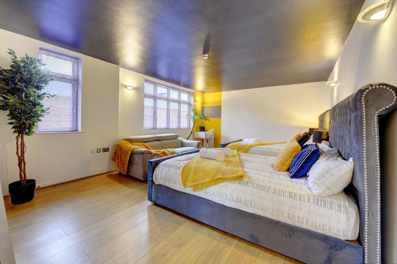 City Centre, 2 Bedroom, Secured Parking, 3 King Bed, Wifi Sleep 6 Guest Comfortable On Three King Size Beds, Jewellery Quarter , Birmingham City Centre , Allocated Secured Parking Zewnętrze zdjęcie