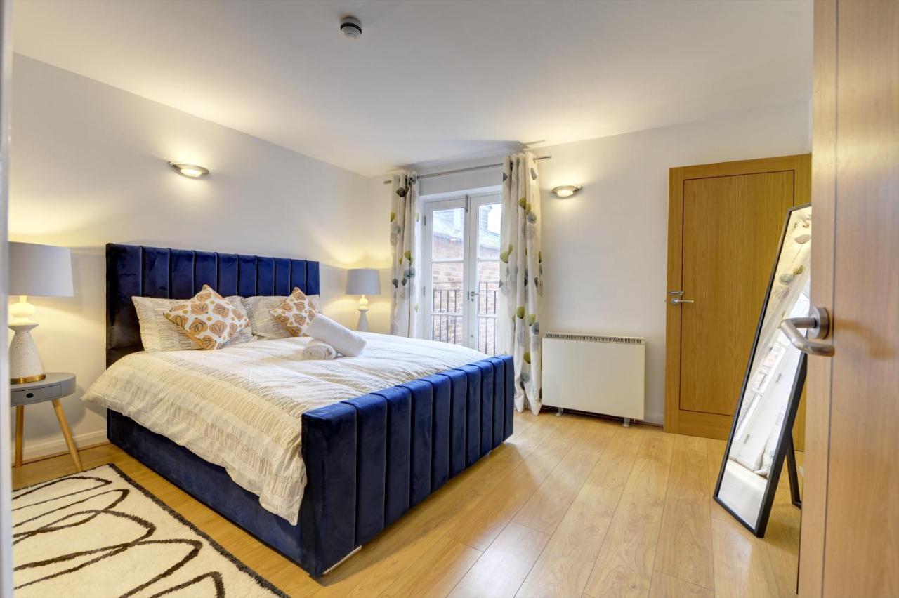 City Centre, 2 Bedroom, Secured Parking, 3 King Bed, Wifi Sleep 6 Guest Comfortable On Three King Size Beds, Jewellery Quarter , Birmingham City Centre , Allocated Secured Parking Zewnętrze zdjęcie