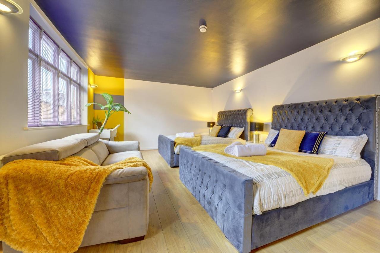 City Centre, 2 Bedroom, Secured Parking, 3 King Bed, Wifi Sleep 6 Guest Comfortable On Three King Size Beds, Jewellery Quarter , Birmingham City Centre , Allocated Secured Parking Zewnętrze zdjęcie