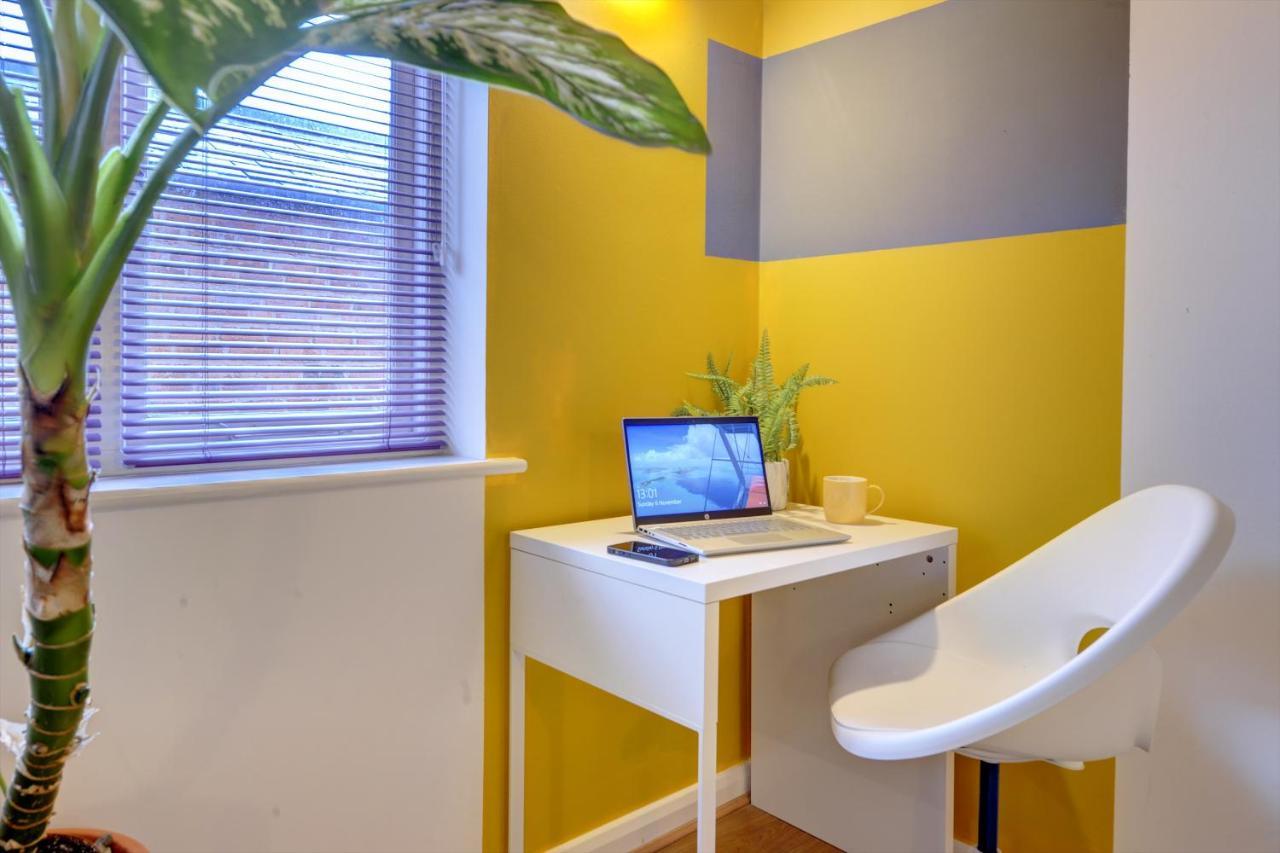 City Centre, 2 Bedroom, Secured Parking, 3 King Bed, Wifi Sleep 6 Guest Comfortable On Three King Size Beds, Jewellery Quarter , Birmingham City Centre , Allocated Secured Parking Zewnętrze zdjęcie