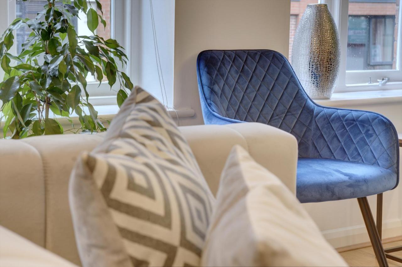 City Centre, 2 Bedroom, Secured Parking, 3 King Bed, Wifi Sleep 6 Guest Comfortable On Three King Size Beds, Jewellery Quarter , Birmingham City Centre , Allocated Secured Parking Zewnętrze zdjęcie